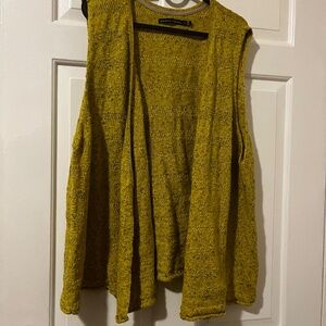 Gudrun Sjoden Yellow-Green Textured Linen Cotton Duster Vest